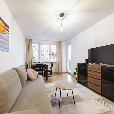 Latte 2 Closed Center Varsovia