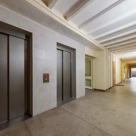 Latte Centre Apartment Warsaw