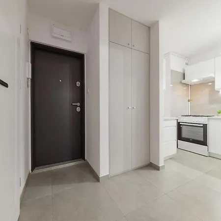 Latte 2 Closed Center Lägenhet *